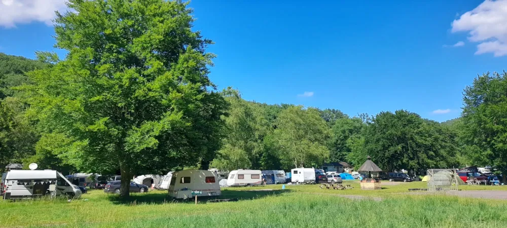 Emplacement - Emplacement Caravane De 200M² En Pleine Nature - Domaine d'Haulmé