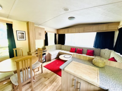 Mobil Home Family — 7