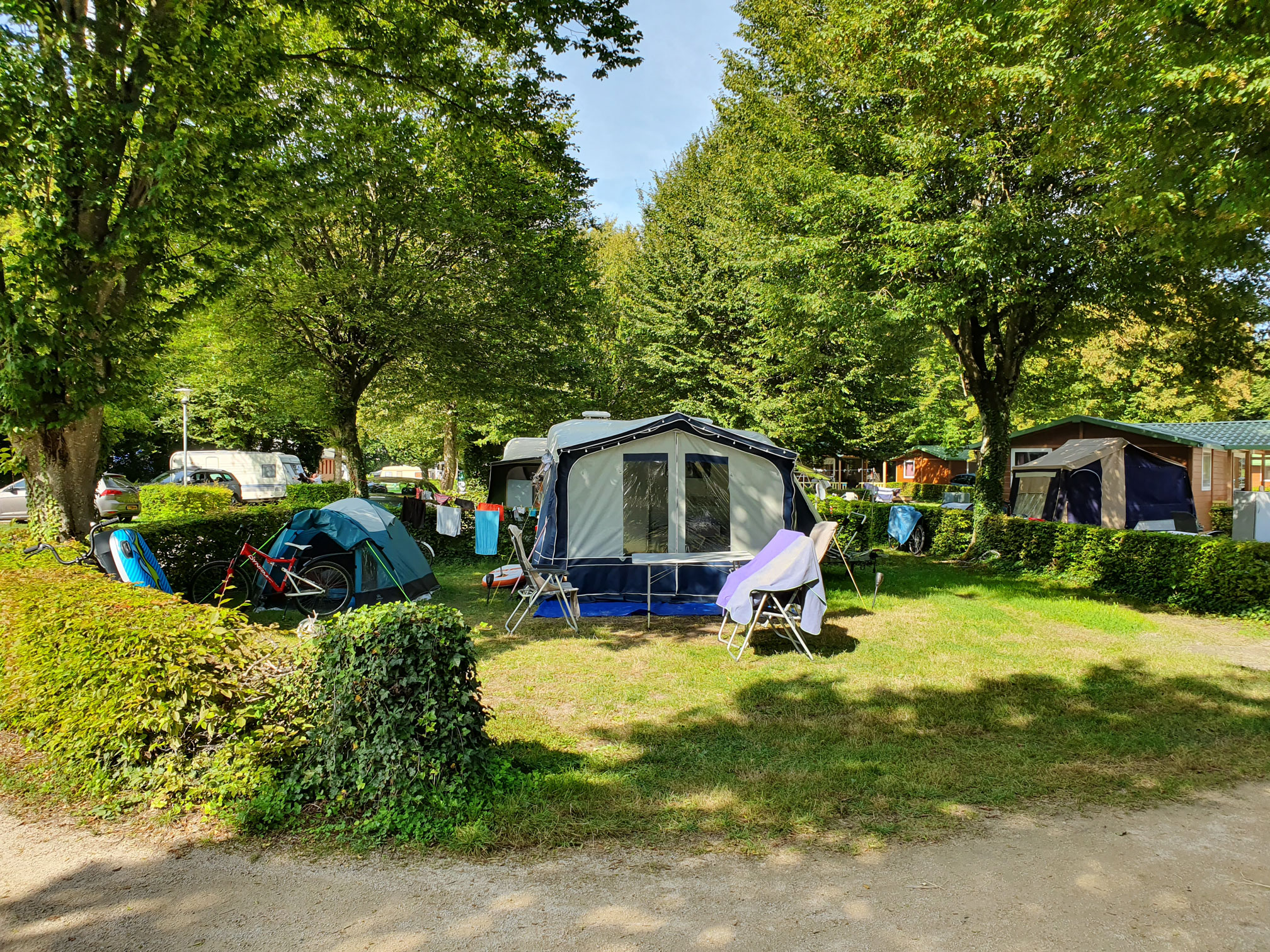 Kampeerplaats - Campingplaats - Camping**** et Base de Loisirs La Plaine Tonique
