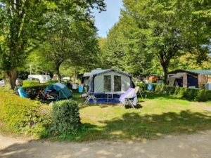  - Camping pitch - Camping**** et Base de Loisirs La Plaine Tonique