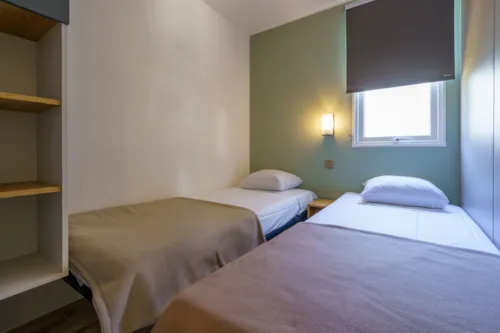 Location - Mobil-Home Java Climatisé - image n°5 - Camping**** et Base de Loisirs La Plaine Tonique