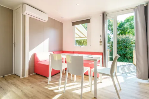 Location - Mobil-Home Wallis Non Climatisé - image n°5 - Camping**** et Base de Loisirs La Plaine Tonique