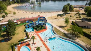 Camping**** et Base de Loisirs La Plaine Tonique - Ucamping