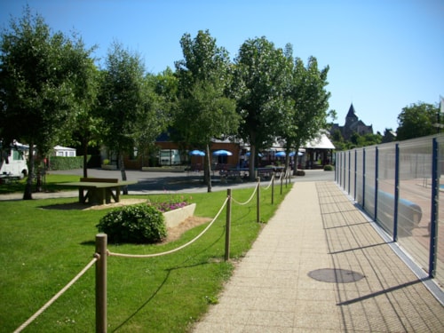 Foto #1 van Camping Onlycamp de la Vègre