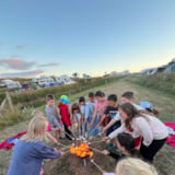 Foto #2 van Flower Camping Omaha Beach