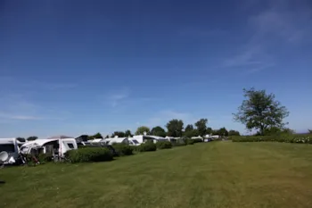 Stellplatz - Stellplatz Premium Ca. 130 - 160 M² - Ostseecampingplatz Familie Heide