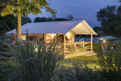Victoria's Lodge 30m² - 2 bedrooms (without private facilities)