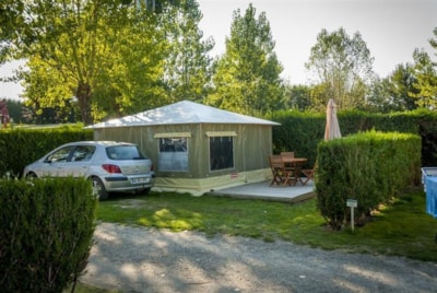 Canvas bungalow 20m² 2 bedrooms (without private facilities)