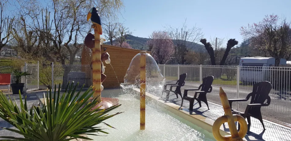 Camping LES CALQUIERES