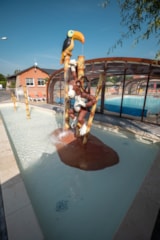 Foto #17 van Camping LES CALQUIERES