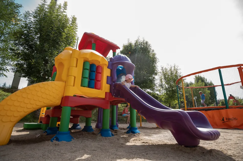 Camping LES CALQUIERES