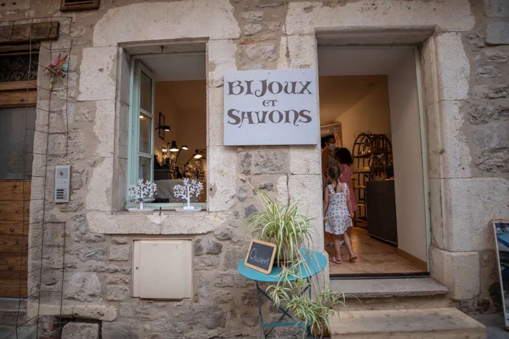 Camping LES CALQUIERES - image n°56 - UniversalBooking