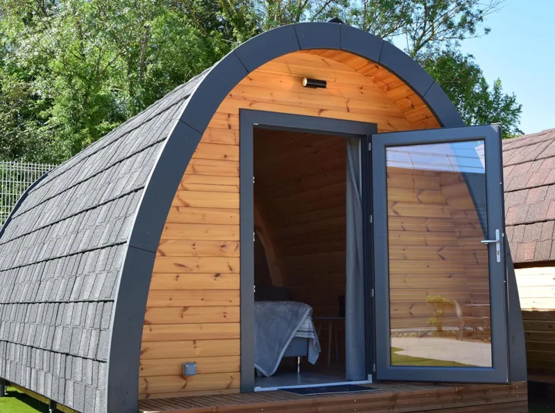 Pod Hôtelier "Cocoon" : Le Confort D'une Chambre D'hôtel Dans Un Hébergement Insolite 100 % Nature