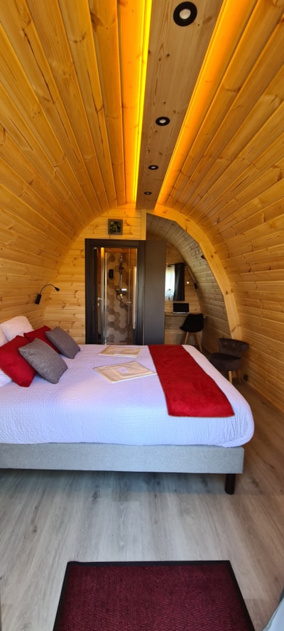 Pod Hôtelier "Cocoon" : the comfort of a hotel room in an unusual accommodation 100% nature