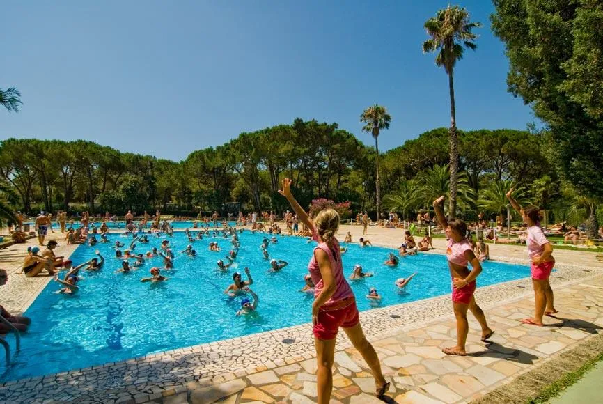 Baia Domizia Villaggio Camping