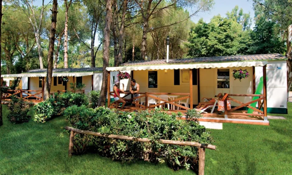 Baia Domizia Villaggio Camping