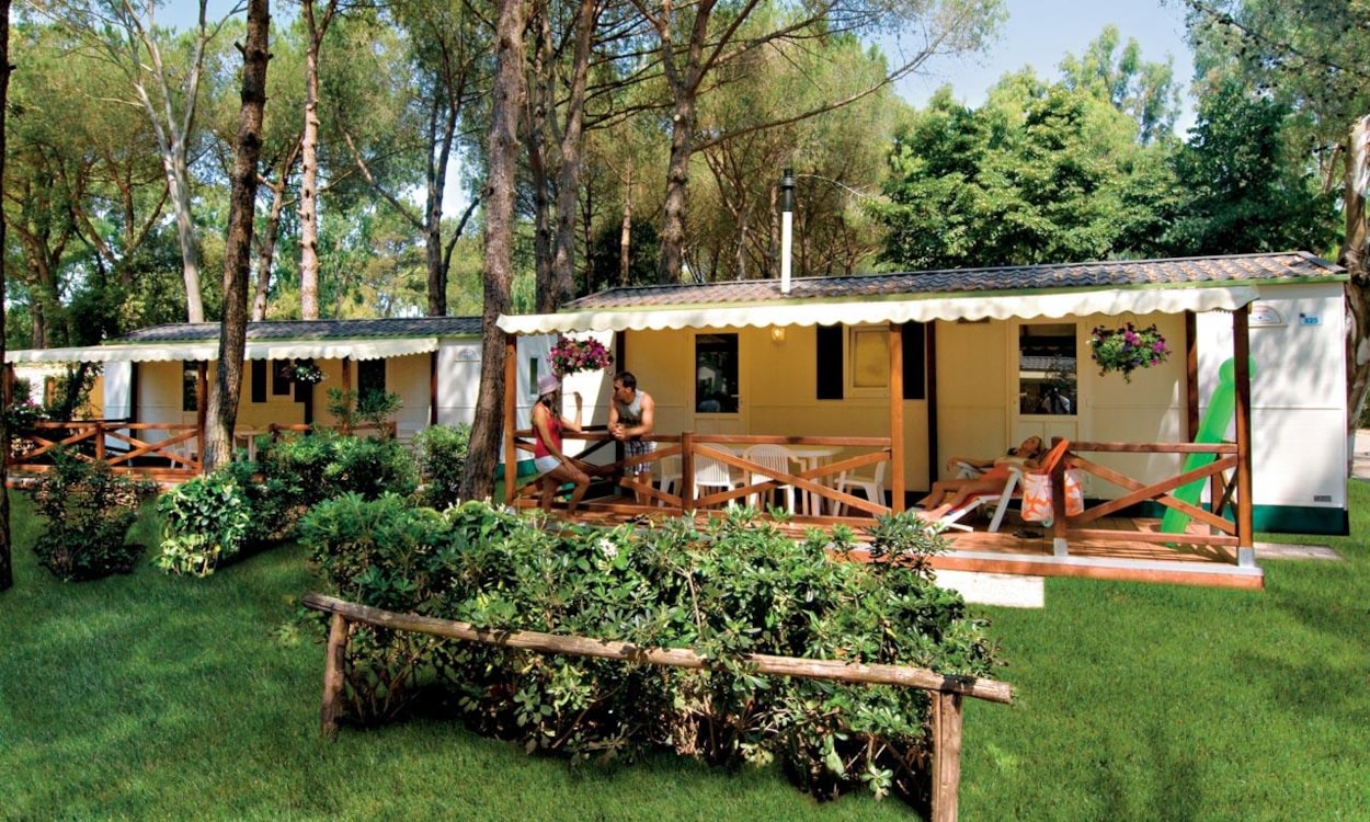 Baia Domizia Villaggio Camping