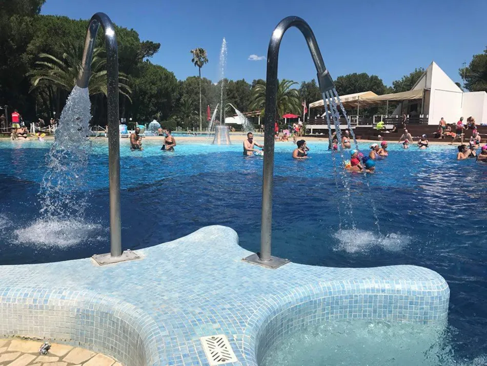 Baia Domizia Villaggio Camping
