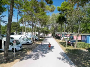 Camping Lido - Ucamping