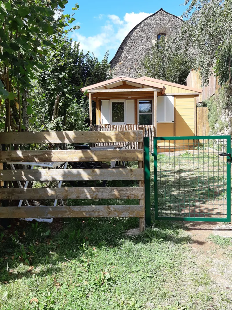 Chalet Isolé Et Chauffé Avec Terrasse Bois Et Jardin Privé
