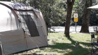 Pitch: car + tent/caravan or camping-car + electricity — 2