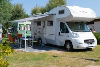 Stellplatz - Stellplatz – Haustiere Erlaubt - Club del Sole Vigna sul Mar Family Collection
