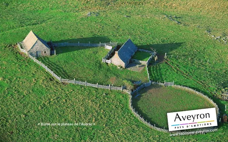 Ushuaïa Villages - Camping  Les Rives d'Olt et Aubrac