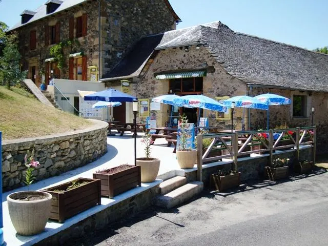 Ushuaïa Villages - Camping  Les Rives d'Olt et Aubrac