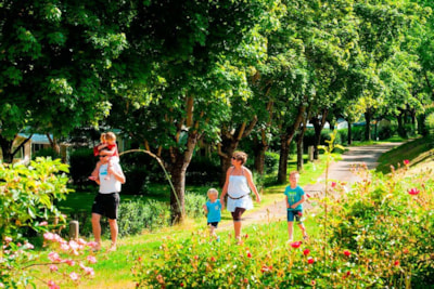 Camping Seasonova Les Rives d'Olt et Aubrac