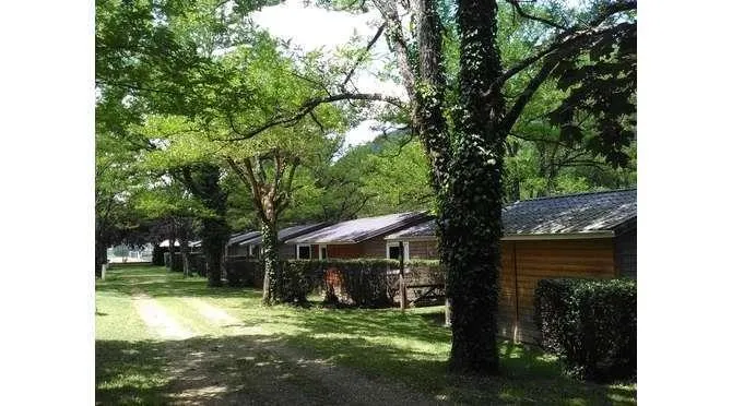 Ushuaïa Villages - Camping  Les Rives d'Olt et Aubrac