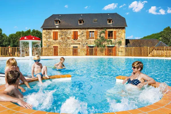 Camping Seasonova Les Rives d'Olt et Aubrac