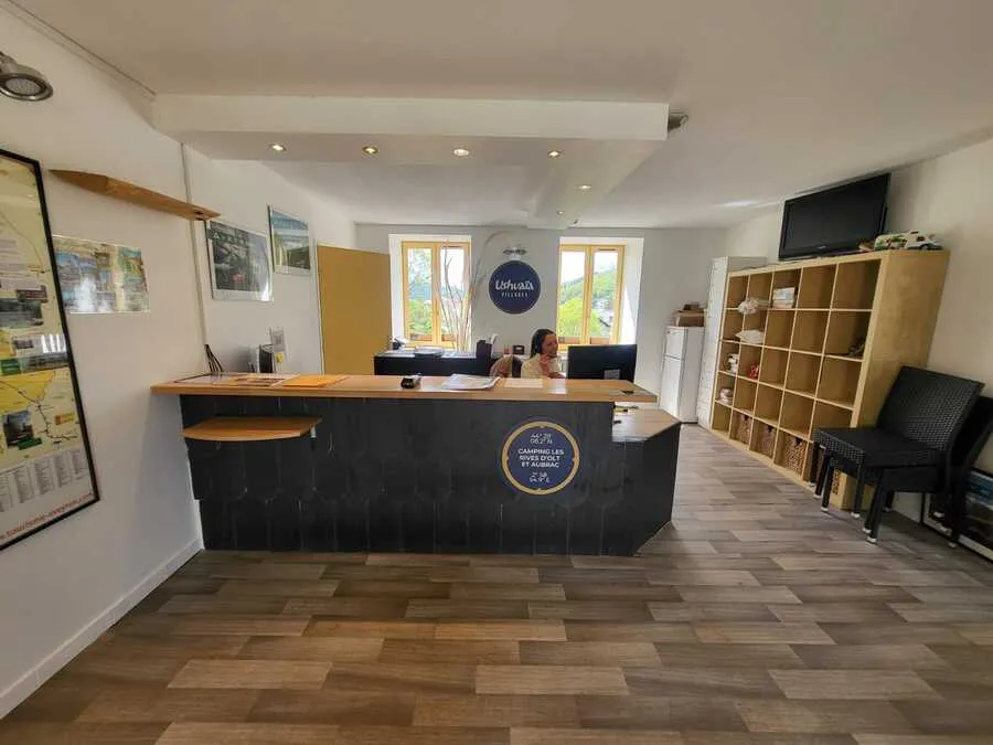 Ushuaïa Villages - Camping  Les Rives d'Olt et Aubrac