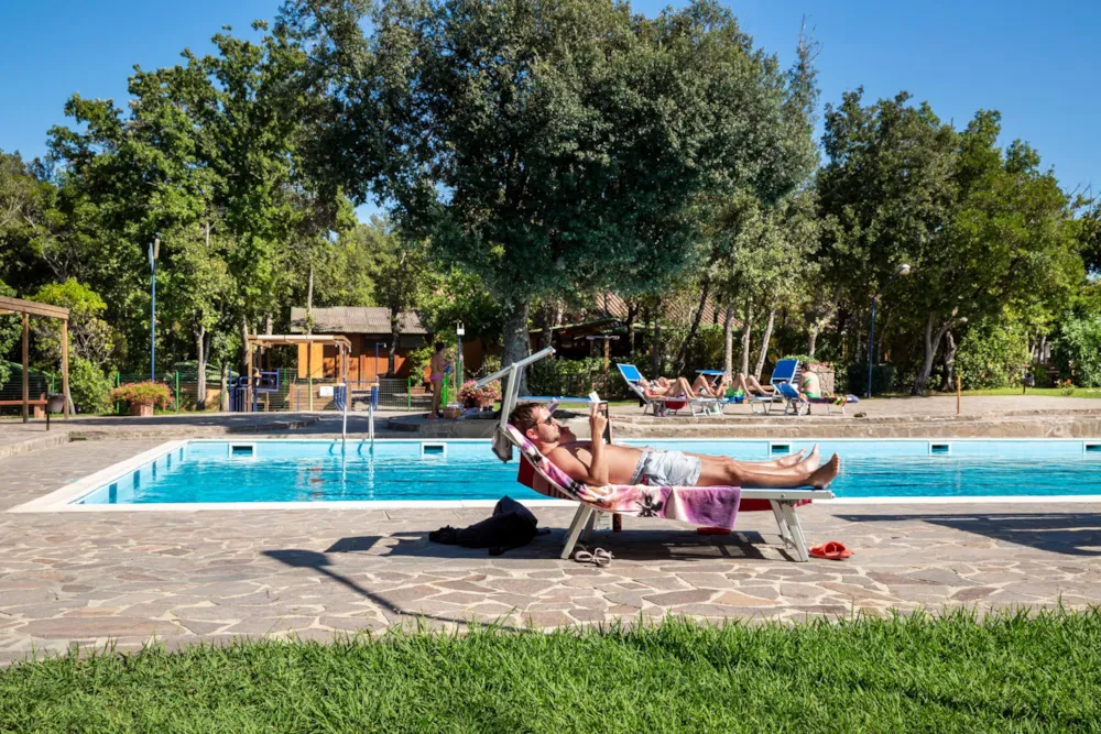 hu Montescudaio village - image n°3 - Camping Direct