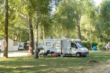 Stellplatz - Confort-Stellplatzpaket - Camping Les Cantarelles