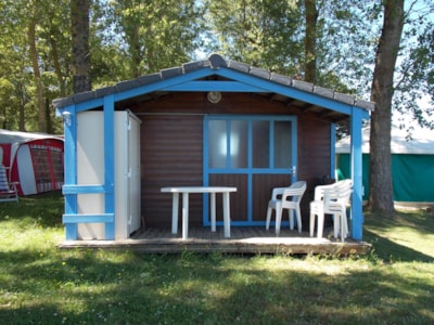 Wooden bungalow + WC 20 m²