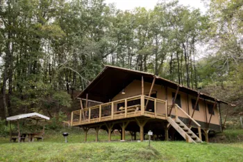 Mietunterkunft - Xl Luxus Safari Zelt Woodlodge - Camping Domaine de  La SERRE
