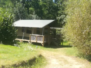 Mietunterkunft - Safari Zelt-Lodge Natur - Camping Domaine de  La SERRE