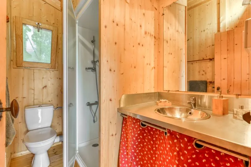 Cabane Dans Les Arbres 24M² / 1 Chambre - Terrasse Couverte