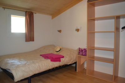 Chalet Bois 35 m2 adapted to the people with reduced mobility