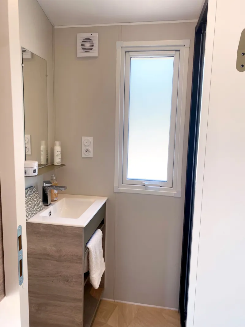 Mobil-Home Premium | 40 M² | Terrasse Bois Couverte