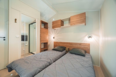 PREMIUM MOBILE HOME FOR 4/6 PEOPLE | 33 M² | 2 BATHROOMS | COVERED WOODEN TERRACE