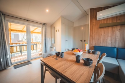 PREMIUM MOBILE HOME FOR 8/10 PEOPLE | 40 M² | COVERED WOODEN TERRACE