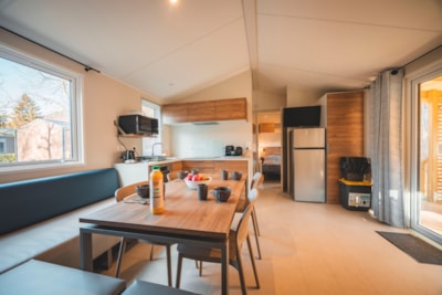 PREMIUM MOBILE HOME FOR 8/10 PEOPLE | 40 M² | COVERED WOODEN TERRACE