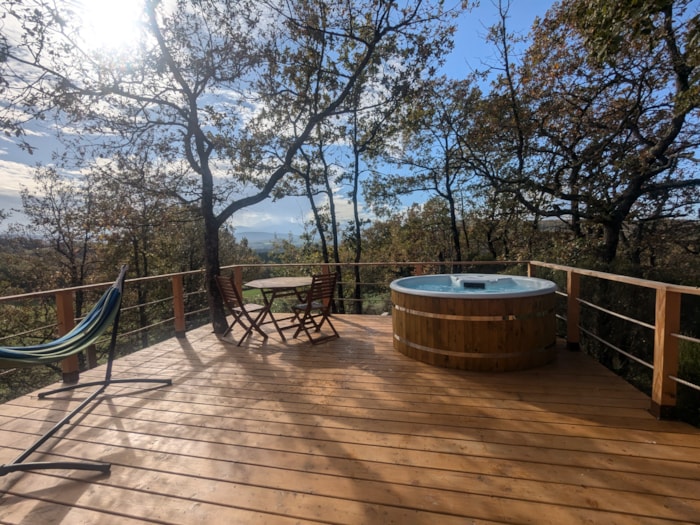 Cabane En Bois 4 Saisons Avec Jacuzzi