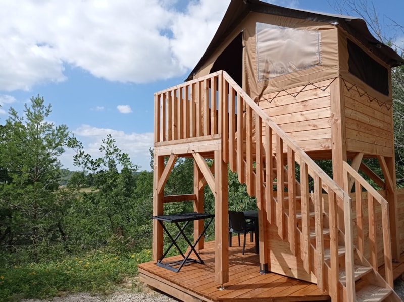 Hütte auf Stelzen