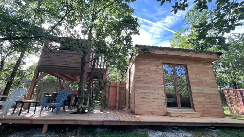 Cabane Sur Pilotis 4 Pers Avec Sanitaires