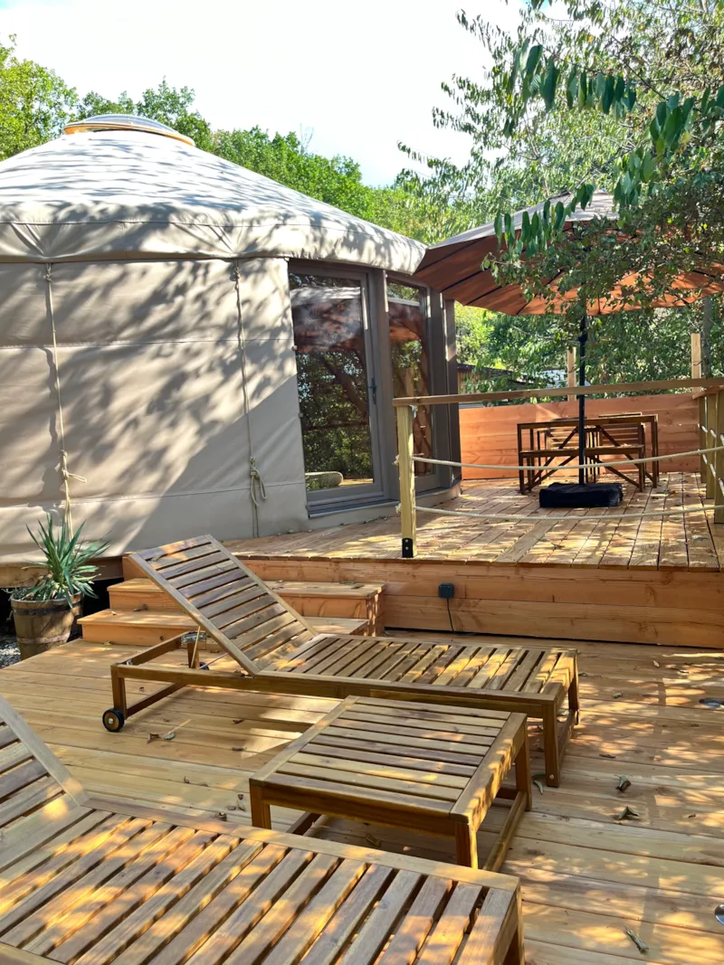 Yourte 3 Pers Avec Jacuzzi