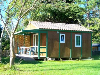 Mietunterkunft - Hütte Figuier Standard 20M² - 2 Schlafzimmer + Überdachte Terrasse 10M² - Flower Camping LA PIBOLA