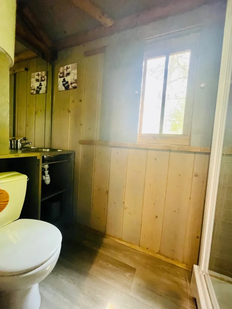 Lodge Erable Confort 25M² - 2 Chambres + Terrasse Couverte 12M²