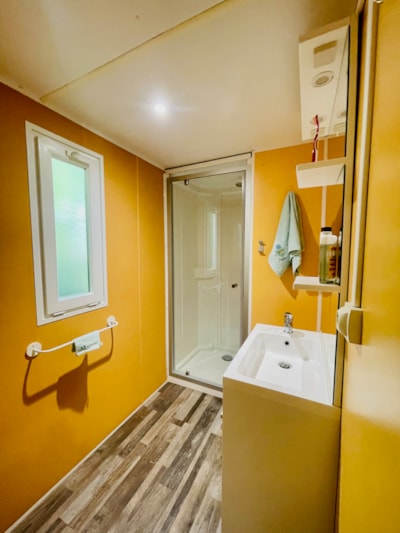 Chêne Confort mobile home 30m² - 2 bedrooms + Covered terrace 14m²